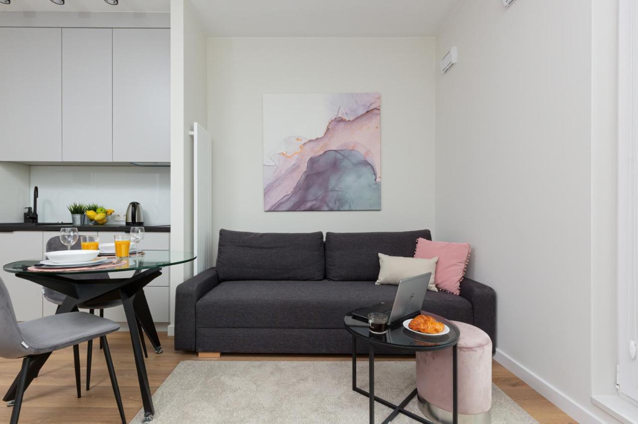 Apartments Business Center Wola Ordona By Renters Варшава Экстерьер фото
